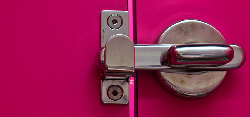 Childproof Gate Lock in McFarland, California